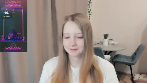 Snapshot of alisha_ley chatting on 09-29-25, 12:38 Alya online show from 09-29-25, 12:38