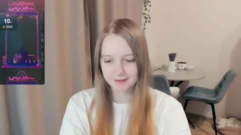 Snapshot of alisha_ley chatting on 10-06-25, 08:39 Alya online show from 10-06-25, 08:39