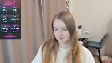 Snapshot of alisha_ley chatting on 10-09-25, 12:03 Alya online show from 10-09-25, 12:03