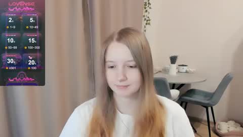 Snapshot of alisha_ley chatting on 10-11-25, 07:40 Alya online show from 10-11-25, 07:40