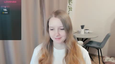 Snapshot of alisha_ley chatting on 10-16-25, 10:05 Alya online show from 10-16-25, 10:05