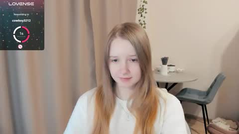 Snapshot of alisha_ley chatting on 11-04-25, 03:05 Alya online show from 11-04-25, 03:05