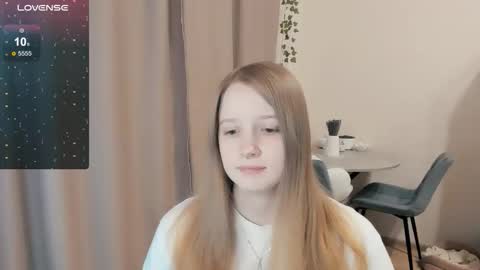 Snapshot of alisha_ley chatting on 11-11-25, 12:43 Alya online show from 11-11-25, 12:43