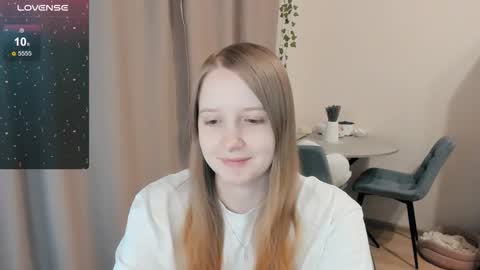 Snapshot of alisha_ley chatting on 11-13-25, 05:01 Alya online show from 11-13-25, 05:01