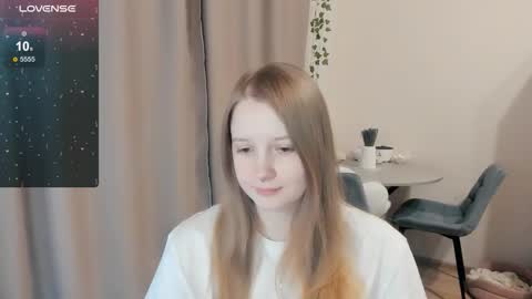 Snapshot of alisha_ley chatting on 11-15-25, 02:20 Alya online show from 11-15-25, 02:20