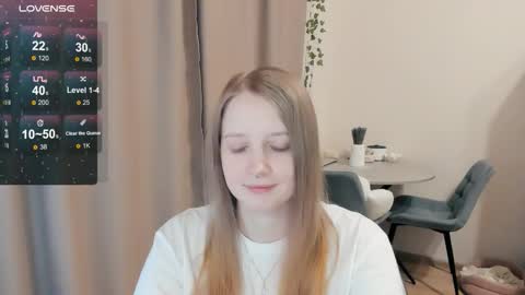 Snapshot of alisha_ley chatting on 11-21-25, 06:56 Alya online show from 11-21-25, 06:56