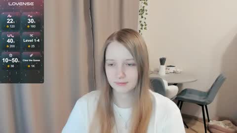 Snapshot of alisha_ley chatting on 11-21-25, 07:01 Alya online show from 11-21-25, 07:01