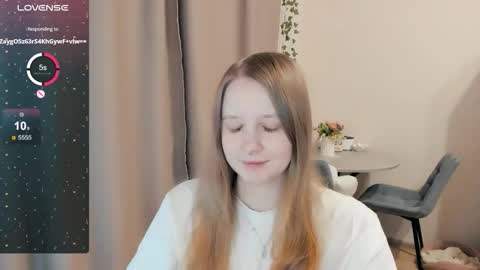 Snapshot of alisha_ley chatting on 11-28-25, 05:37 Alya online show from 11-28-25, 05:37