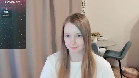 Snapshot of alisha_ley chatting on 01-05-26, 05:27 Alya online show from 01-05-26, 05:27