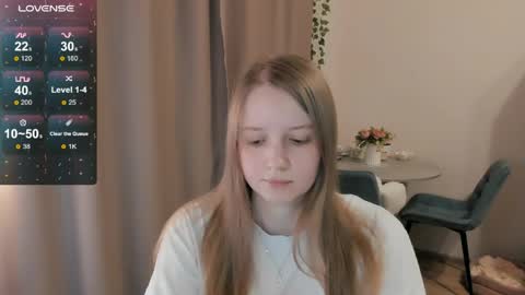 Alya online show from 05-17-26, 06:04