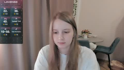 Snapshot of alisha_ley chatting on 06-05-26, 04:13 Alya online show from 06-05-26, 04:13
