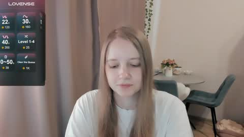 Snapshot of alisha_ley chatting on 06-07-26, 10:08 Alya online show from 06-07-26, 10:08