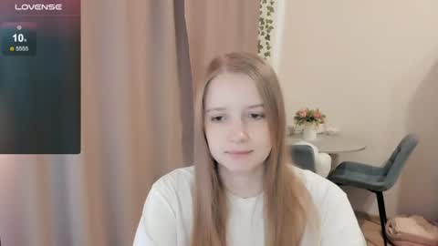 Snapshot of alisha_ley chatting on 06-26-26, 11:36 Alya online show from 06-26-26, 11:36