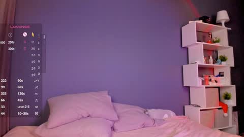 Snapshot of alishaaneta chatting on 01-05-25, 10:43 Alisha online show from 01-05-25, 10:43