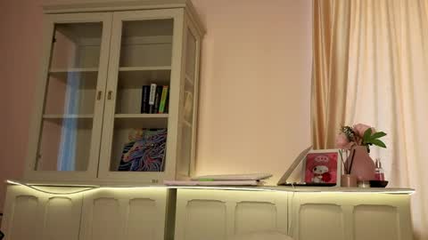 Alisia online show from 03-27-26, 07:58