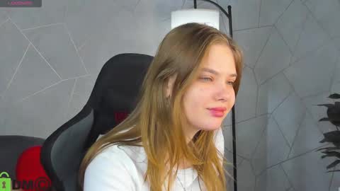 Snapshot of alisia_martin chatting on 02-24-26, 01:47 Alisia online show from 02-24-26, 01:47