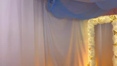 Alisia online show from 01-20-25, 07:15