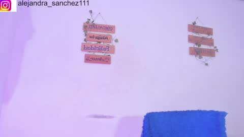 Snapshot of alisiacollinsss chatting on 07-11-26, 05:32 Alisia online show from 07-11-26, 05:32