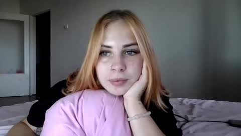 Alisa online show from 09-19-25, 02:29