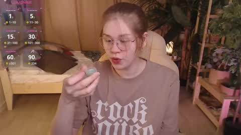 Alison online show from 02-19-26, 07:48