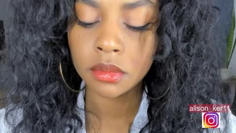 Snapshot of alison_ker chatting on 12-24-24, 08:11 Sofias house online show from 12-24-24, 08:11