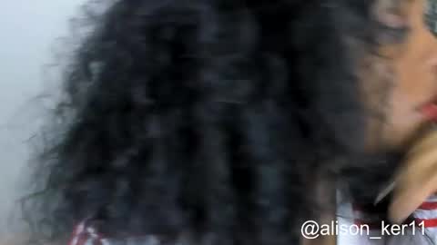 Snapshot of alison_ker chatting on 10-13-25, 01:38 Sofias house online show from 10-13-25, 01:38