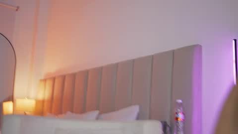Snapshot of alison_miller9 chatting on 07-08-26, 12:48 Alison online show from 07-08-26, 12:48