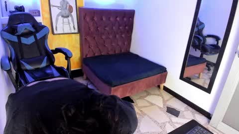 Snapshot of alison_moon7 chatting on 10-03-25, 11:40 ALISON MOON online show from 10-03-25, 11:40