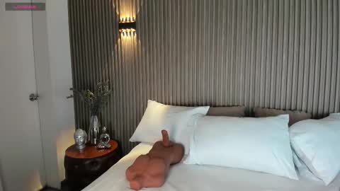 Snapshot of alisonbeckerr_ chatting on 11-07-25, 05:35 Alison online show from 11-07-25, 05:35