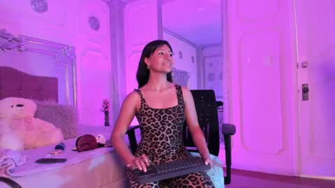 Alison Fishert online show from 01-23-25, 04:26