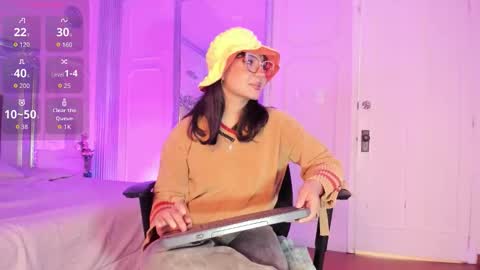 Alison Fishert online show from 01-07-26, 12:18