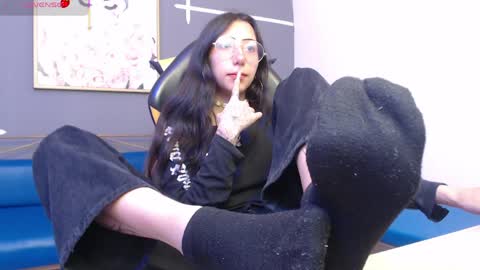 aliss_angel_ online show from 04-08-26, 07:58