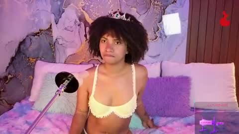 Snapshot of alissa_cute1 chatting on 05-04-26, 02:35 Mia online show from 05-04-26, 02:35