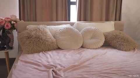 Snapshot of alissa_wxw chatting on 02-28-25, 06:54 Alissa online show from 02-28-25, 06:54