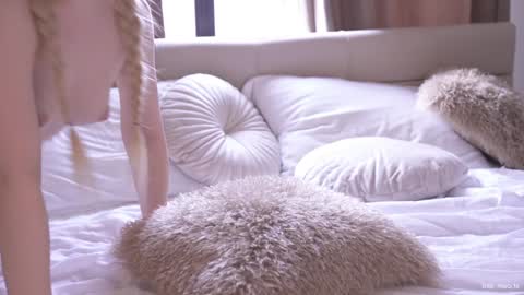 Snapshot of alissa_wxw chatting on 03-05-25, 01:17 Alissa online show from 03-05-25, 01:17