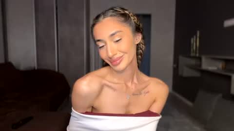 Snapshot of alissadreams chatting on 07-08-26, 04:11 Alissa online show from 07-08-26, 04:11