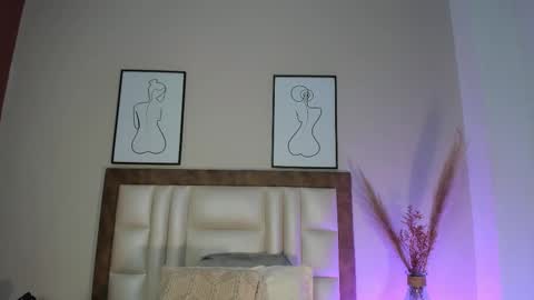 Snapshot of alissanix chatting on 10-15-25, 07:14 AlissaNix online show from 10-15-25, 07:14