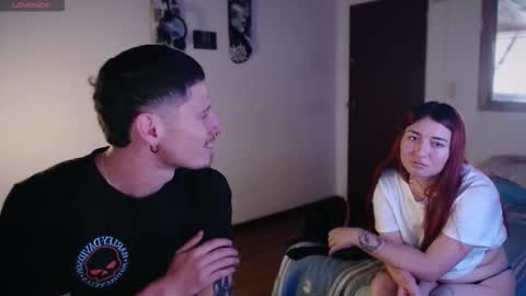 Snapshot of alisseandjamess chatting on 11-19-25, 08:42 Jamesss online show from 11-19-25, 08:42