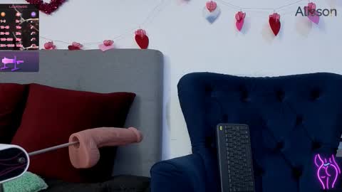 alisson0002 online show from 09-12-25, 09:15