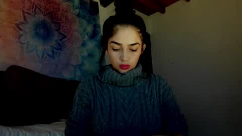 Snapshot of alisson369_ chatting on 09-19-25, 09:43 Alisson369 online show from 09-19-25, 09:43