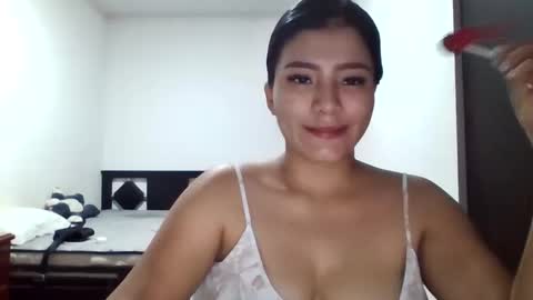 Snapshot of alisson_lover13 chatting on 02-22-26, 02:56 Alisson Lover13 online show from 02-22-26, 02:56