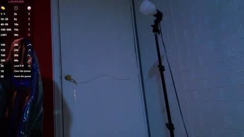 Alison Steeler online show from 01-12-26, 07:52