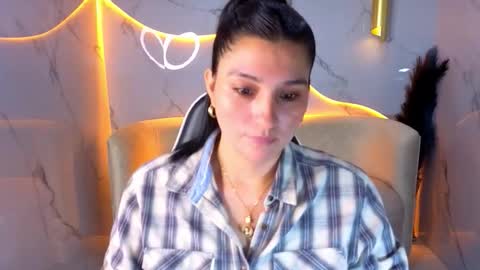 alisson_tx_ online show from 03-10-26, 07:41