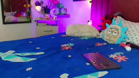 Alisson IG alisson zafiro27 online show from 04-11-26, 07:45