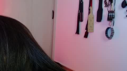 Alisson Beckett online show from 03-06-26, 06:59