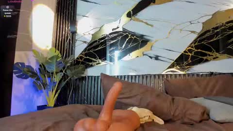   online show from 12-20-25, 09:55