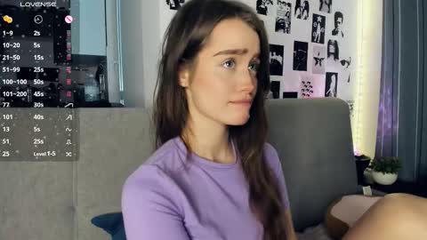 Alivia online show from 12-14-25, 09:47