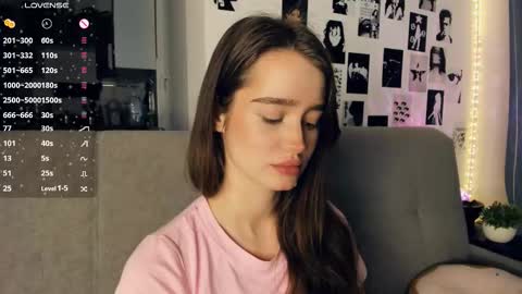 Alivia online show from 12-21-25, 11:17