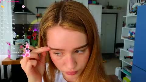 Alivia    online show from 07-15-26, 09:03
