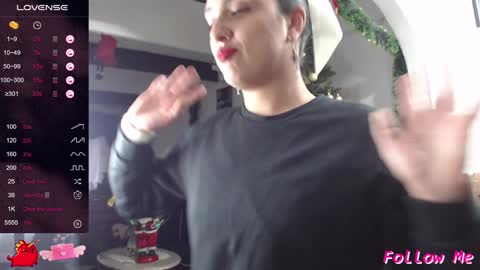 Alix online show from 01-03-25, 10:51